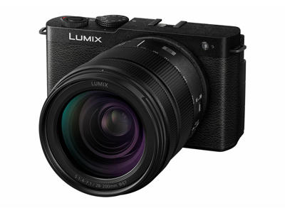 Panasonic Lumix S9 + 28-200mm F4-7 Kompakt kamera 24,2 MP CMOS 12000 x 8000 pixel Sort