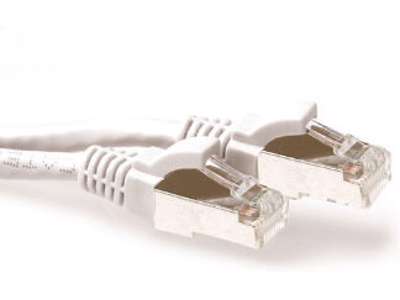 Microconnect SFTP6A03WBOOTED netværkskabel Hvid 3 m Cat6a S/FTP (S-STP)